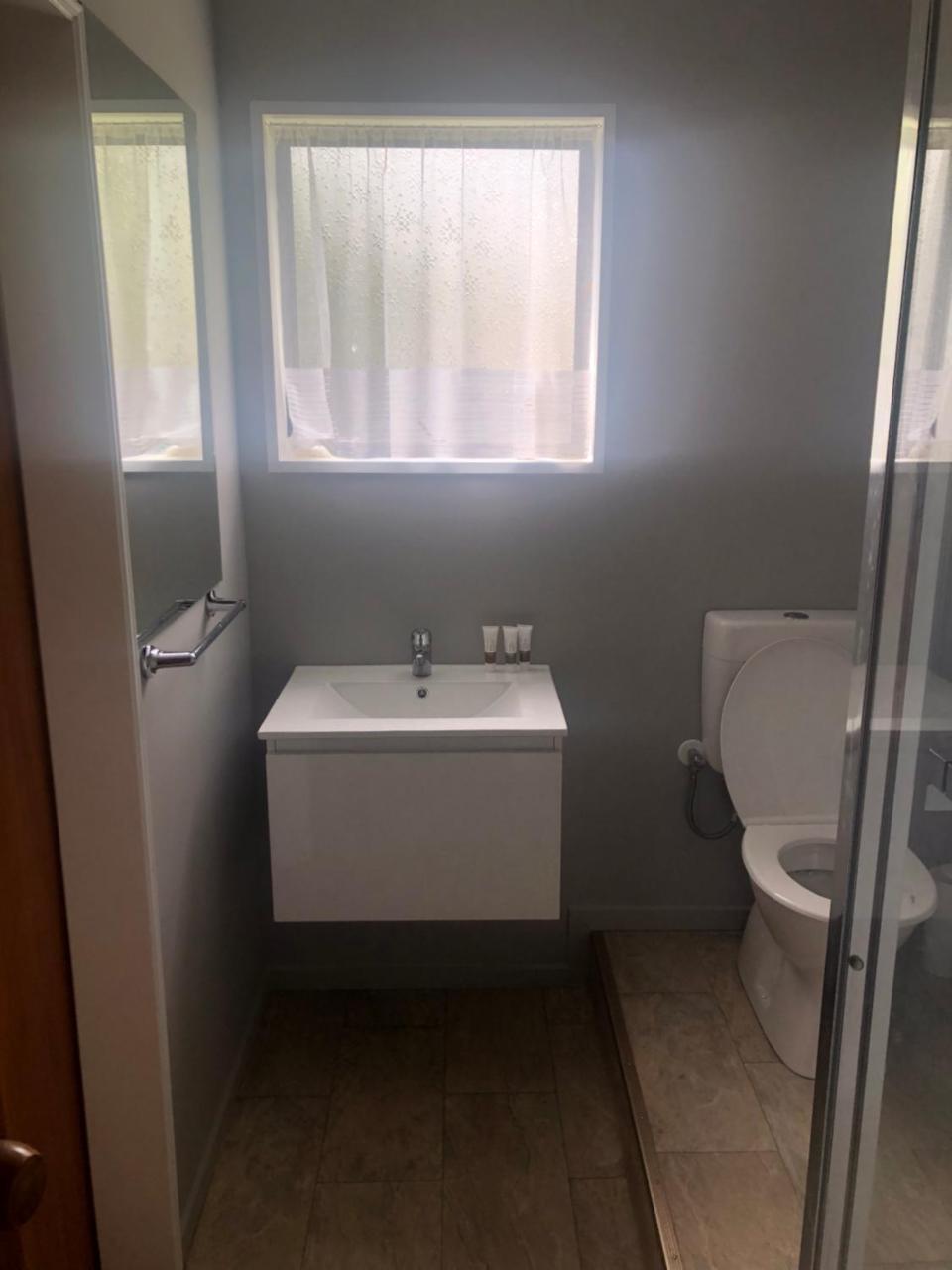 West Lake One Bedroom Accommodation Christchurch Extérieur photo